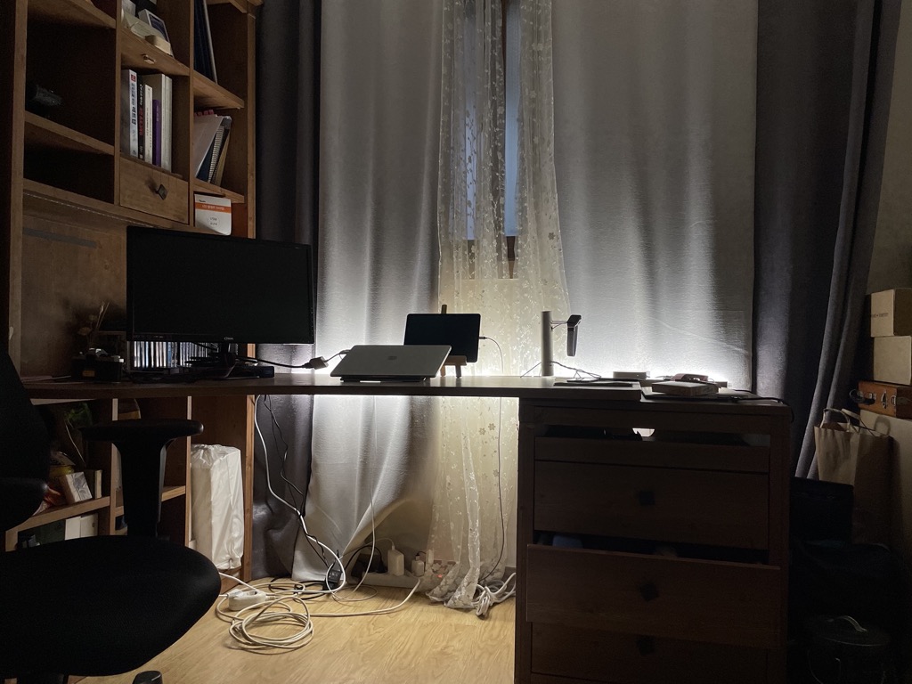 my-room-with-light.jpg